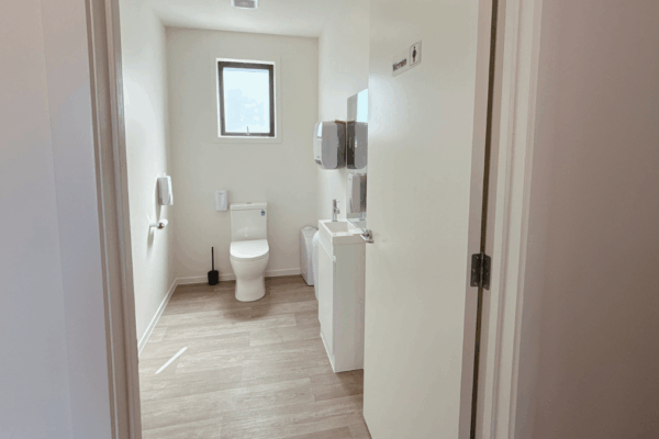 Transbuild C147-1 Large Office Block Bathroom