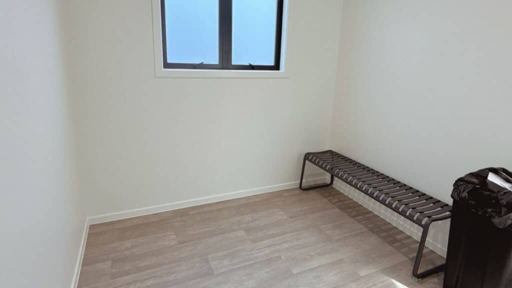 transbuild-commercial-office-commercial-auckland-changing-room-01