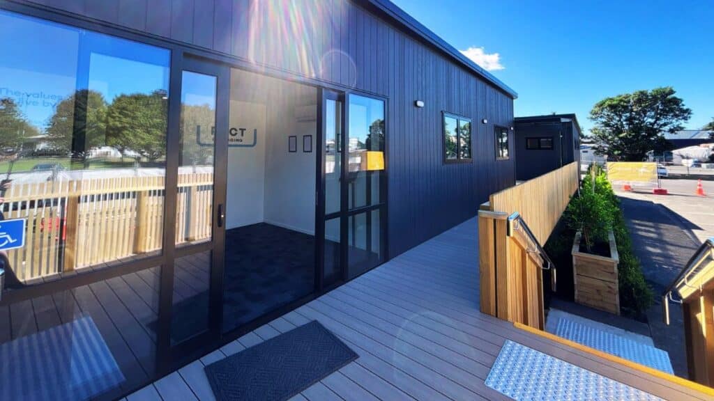 transbuild-commercial-office-commercial-auckland-exterior-entry