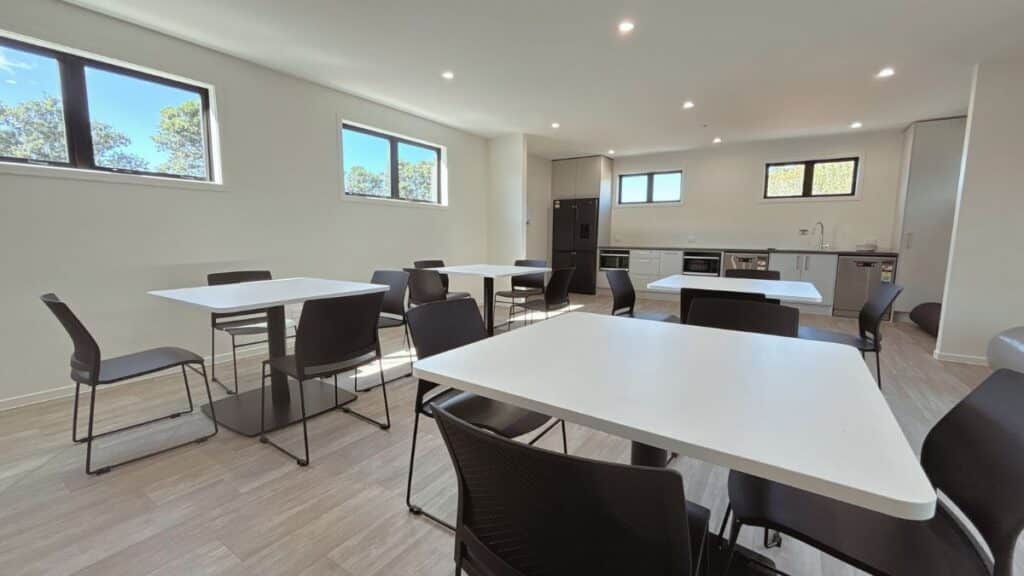 transbuild-commercial-office-commercial-auckland-staff-kitchen-01
