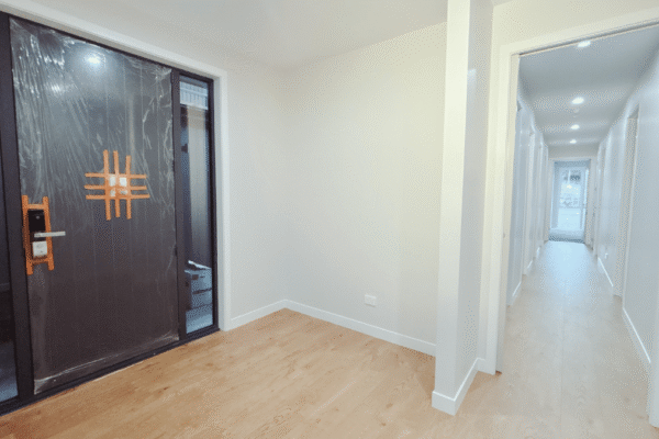 Beaumont 175 - Hallway and door grand entrance way transportable home nz