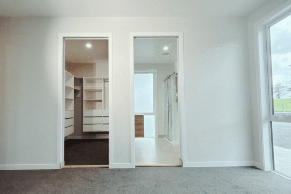 Beaumont 175 - Master bed ensuite wiw master bedroom ensuite walk in wardrobe by transbuild nz