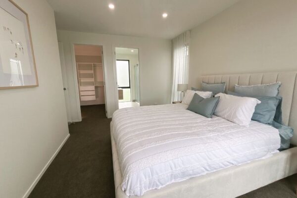 Master Ruapehu ruapehu or beaumont master bedroom prefab home with ensuite and walk in wardrobe