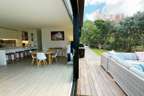 huxley 120 indoor outdoor flow