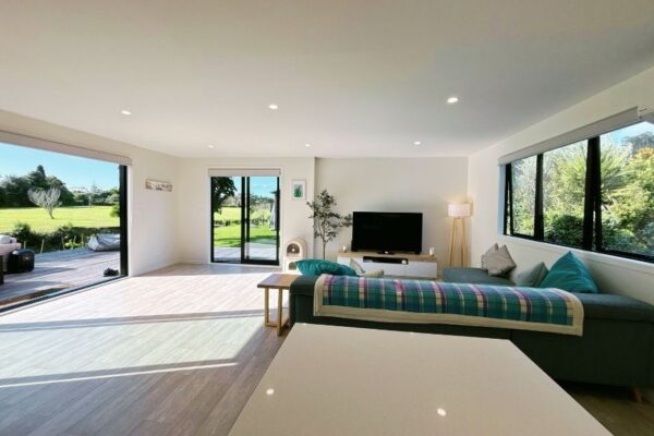 huxley bach open plan